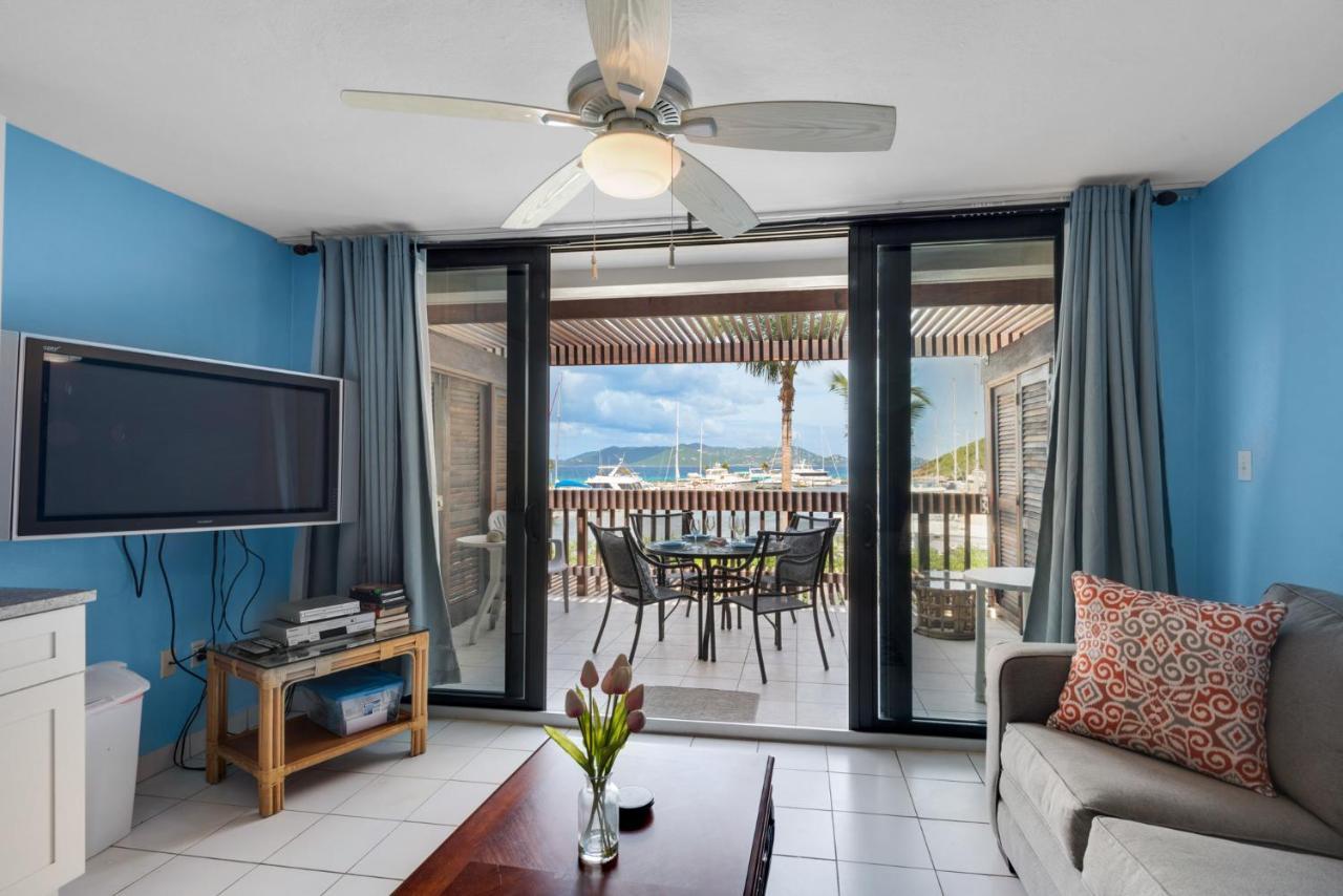 Sapphire Beach Resort East End  Экстерьер фото