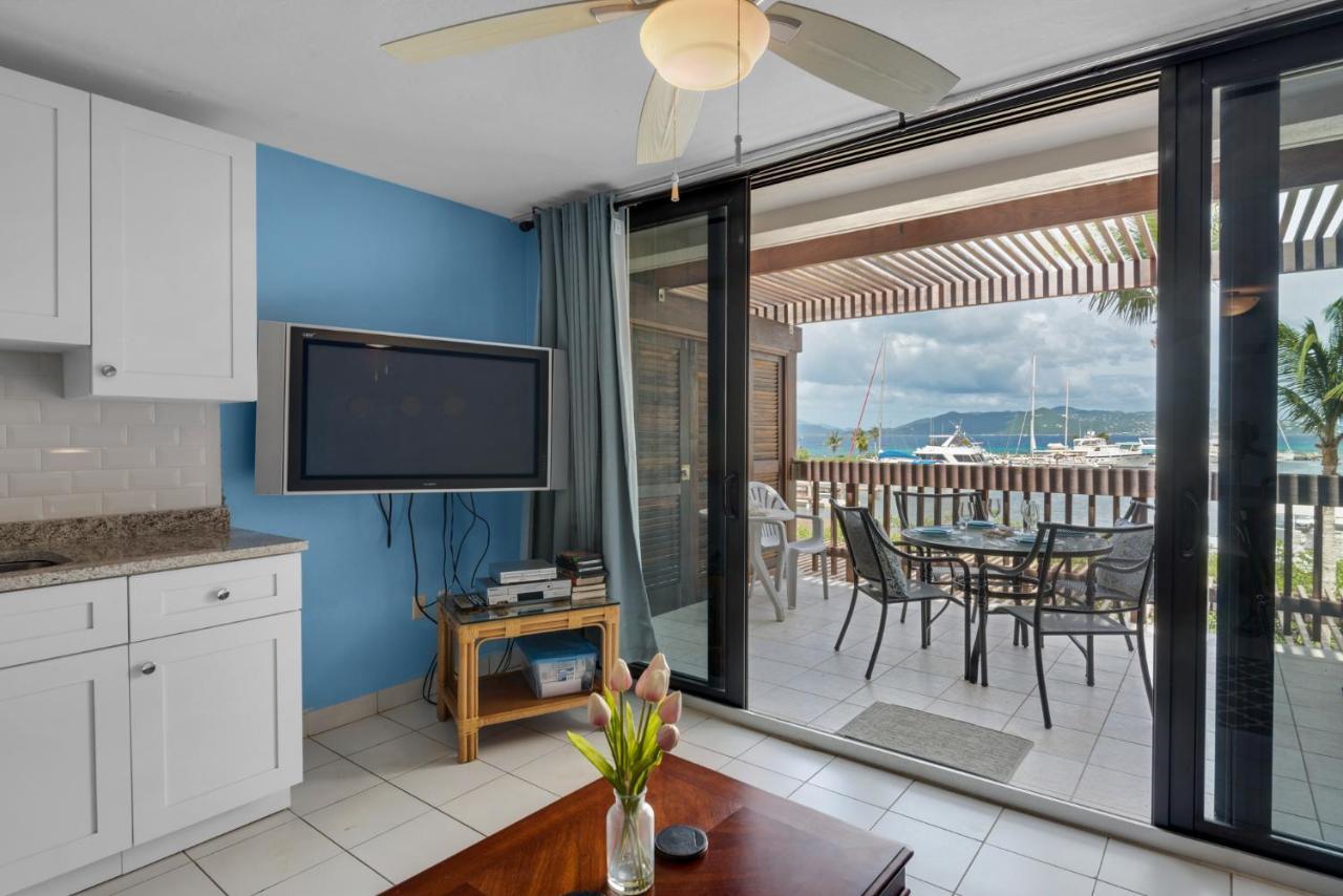 Sapphire Beach Resort East End  Экстерьер фото